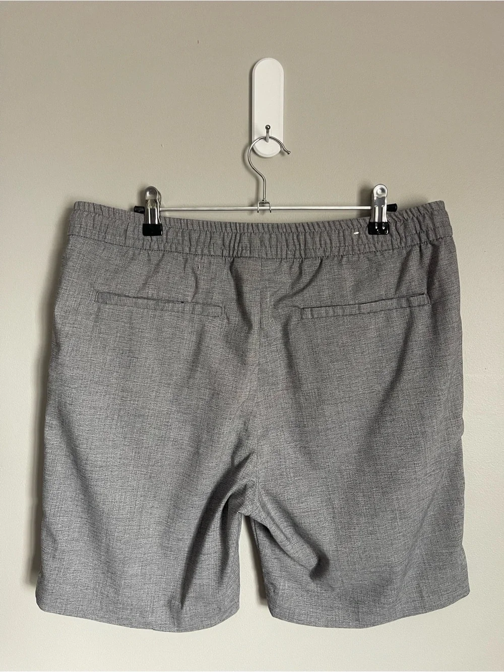 H&M | Men's Gray Slim Fit Drawstring Shorts Sz M